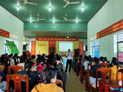 Trung tâm Y tế khu vực Bắc Bình phối hợp với Ban Thường vụ Hội Liên hiệp phụ nữ xã Phan Sơn tổ chức buổi tập huấn truyền thông Đề án 938